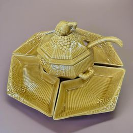 Gold Soup Tureen with 4 Trays