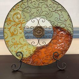 Round Metal Table Decor